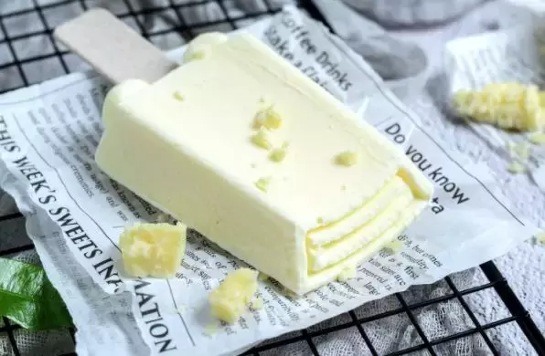 雪糕中的流量王，钟薛高开“酸”咖啡店要打造另一个爆款，你觉得他会从“网红”变成“长红”？吗？(1)