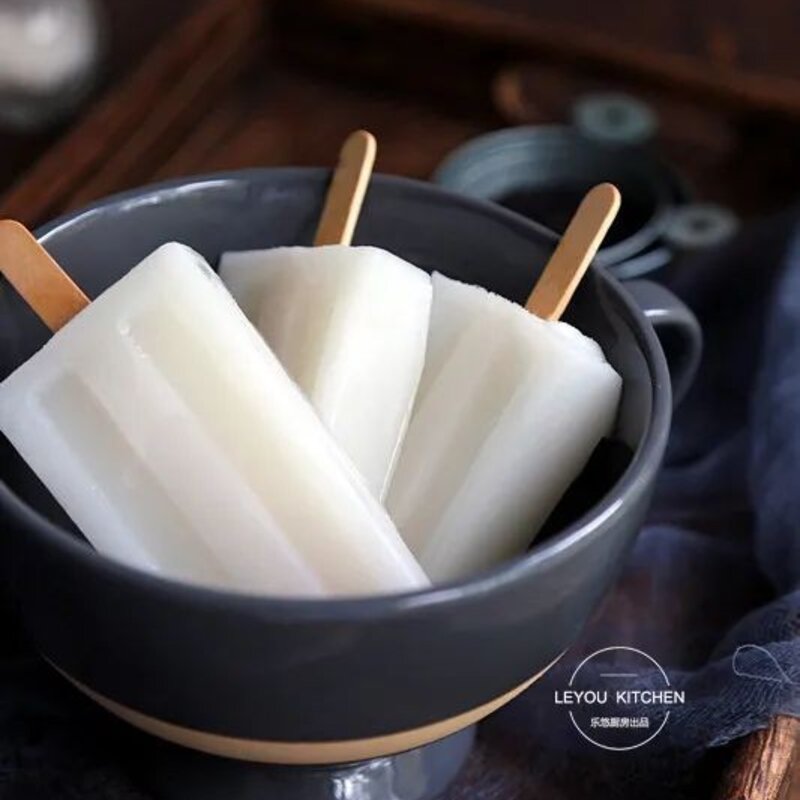 小时候常吃的老冰棍，在家做很简单，用牛奶、糖、糯米粉就可以做,想吃可以学(2)