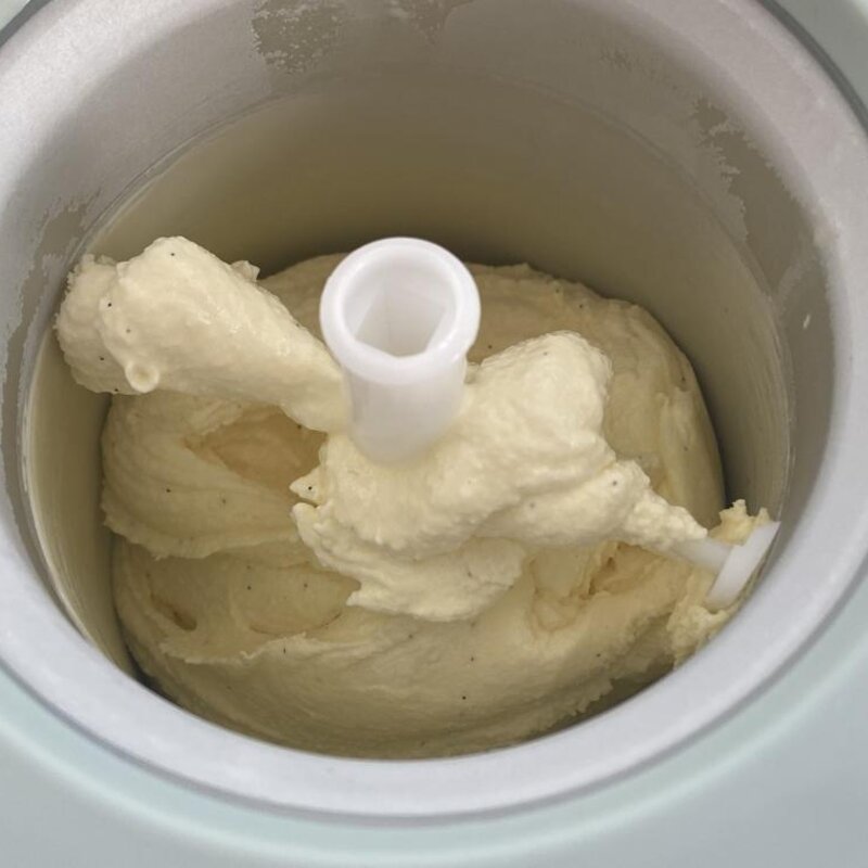 香草口味冰淇淋怎么做（做法和配方分享）(8)