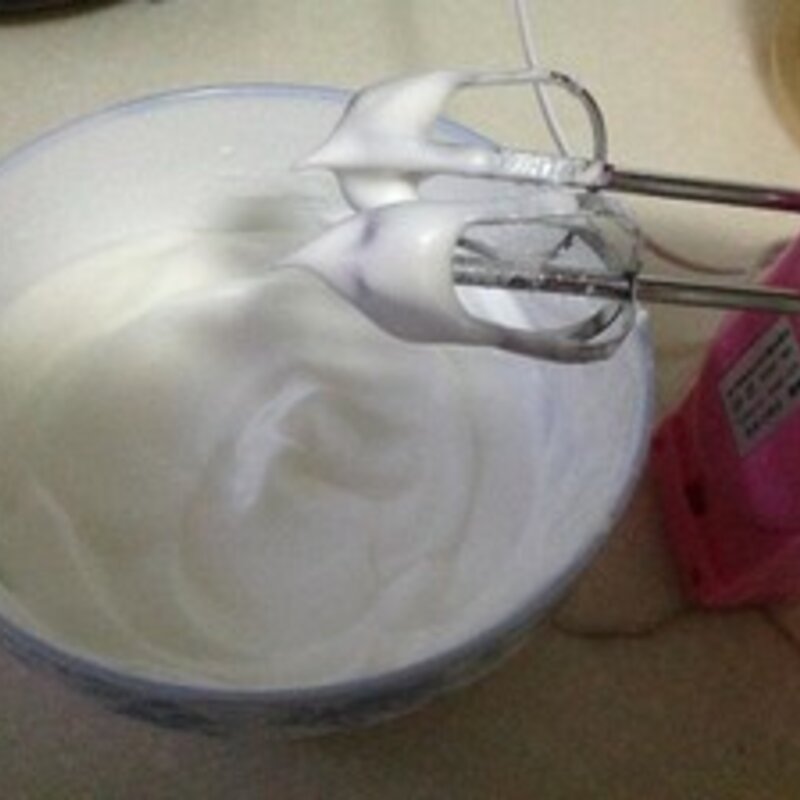 自制哈根达斯冰淇淋的做法（10步简单教你制作）(3)