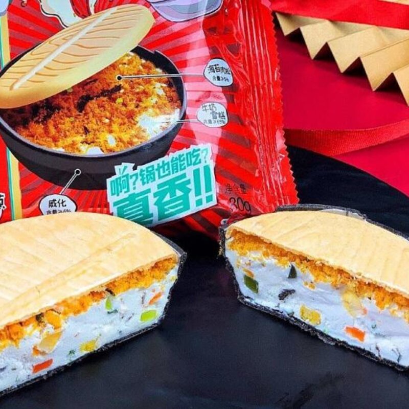 奇怪味道的冰淇淋有哪些（臭豆腐雪糕对阵酒心冰淇淋）(2)