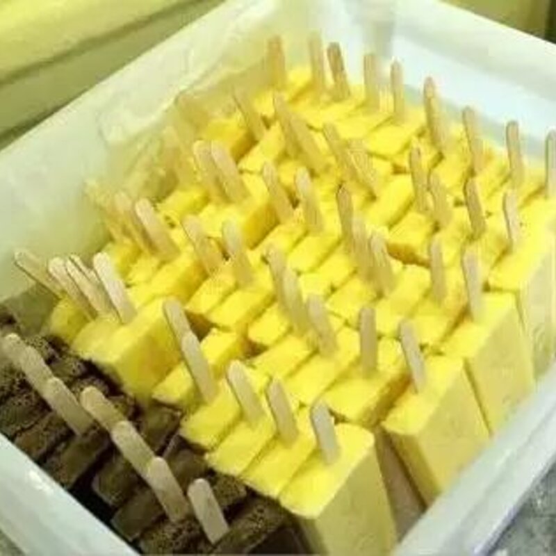 冰棍界的百年老字号（一家门店只卖两种口味每天卖出1万多根）(3)