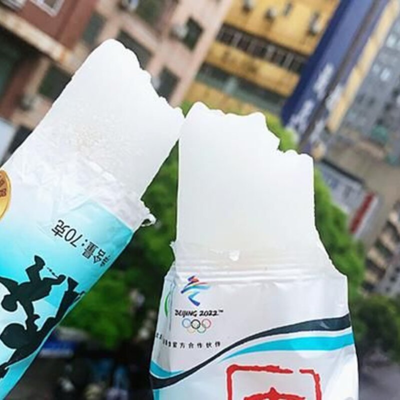 雪糕和冰淇淋到底有什么区别（解析雪糕和冰淇淋哪个更好吃）(1)