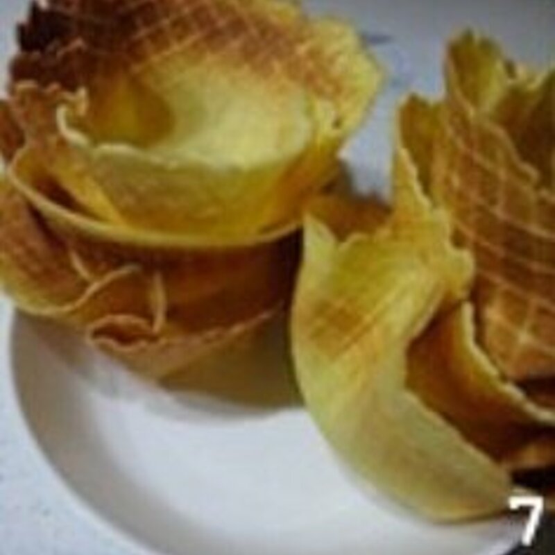 冰淇淋甜筒皮怎么做（现在学做冰淇淋脆皮蛋筒完美融合）(7)