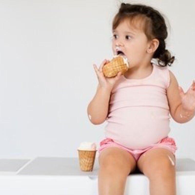 孩子多大可以吃冰淇淋（怎么吃才不影响健康）(1)