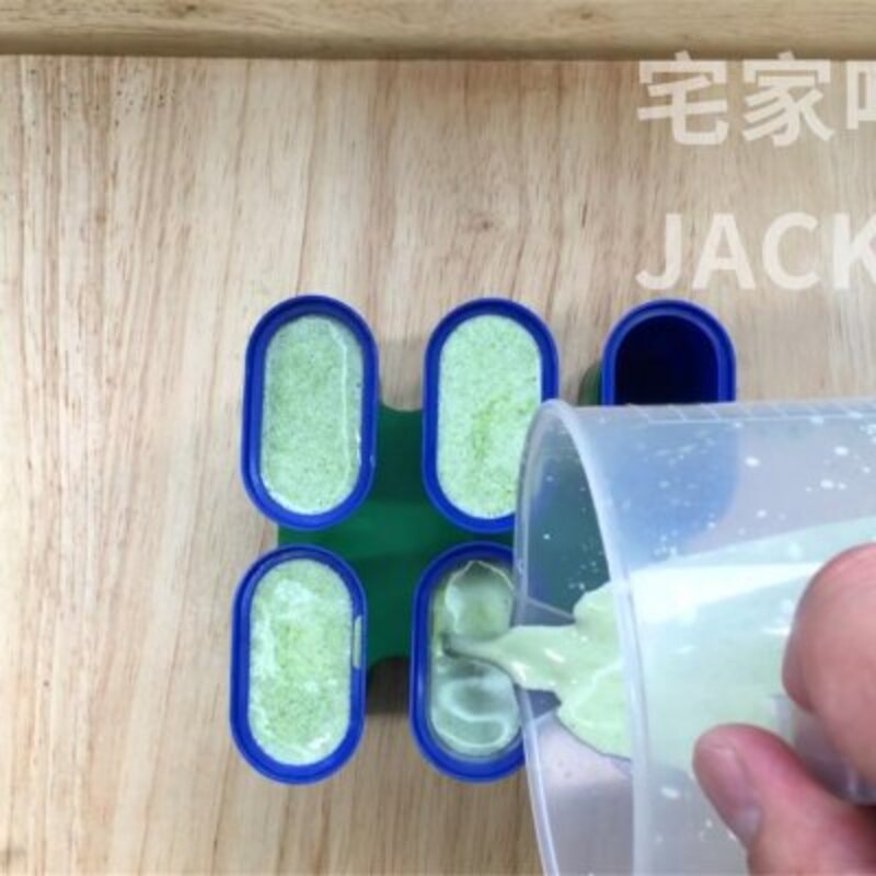 老式奶油雪糕怎么做（制作简单满满小时候的味道）(12)