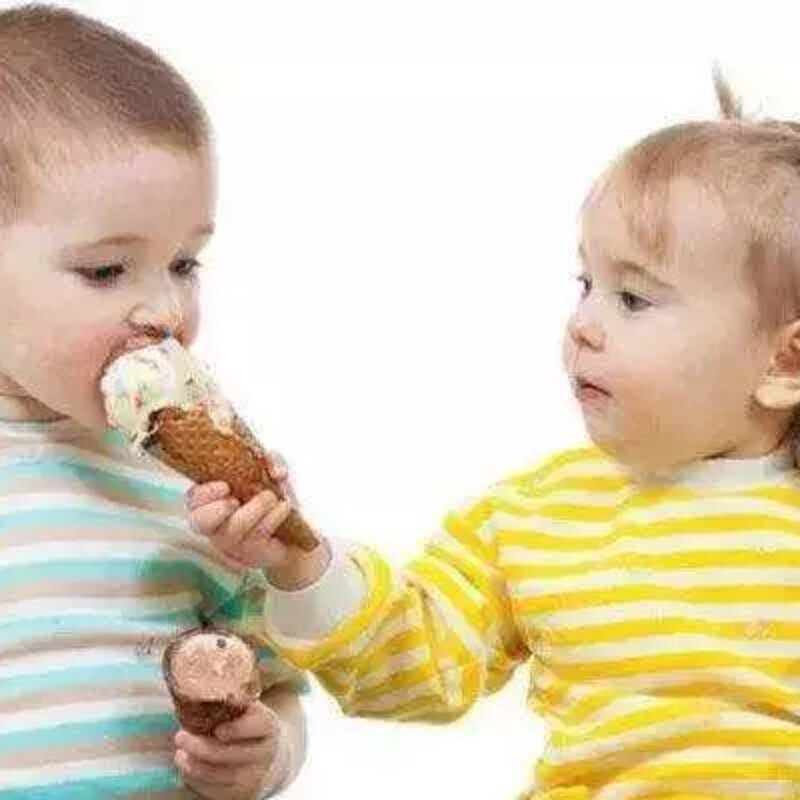 小孩雪糕能吃多吗（浅析小孩吃太多冰淇淋的危害）(1)