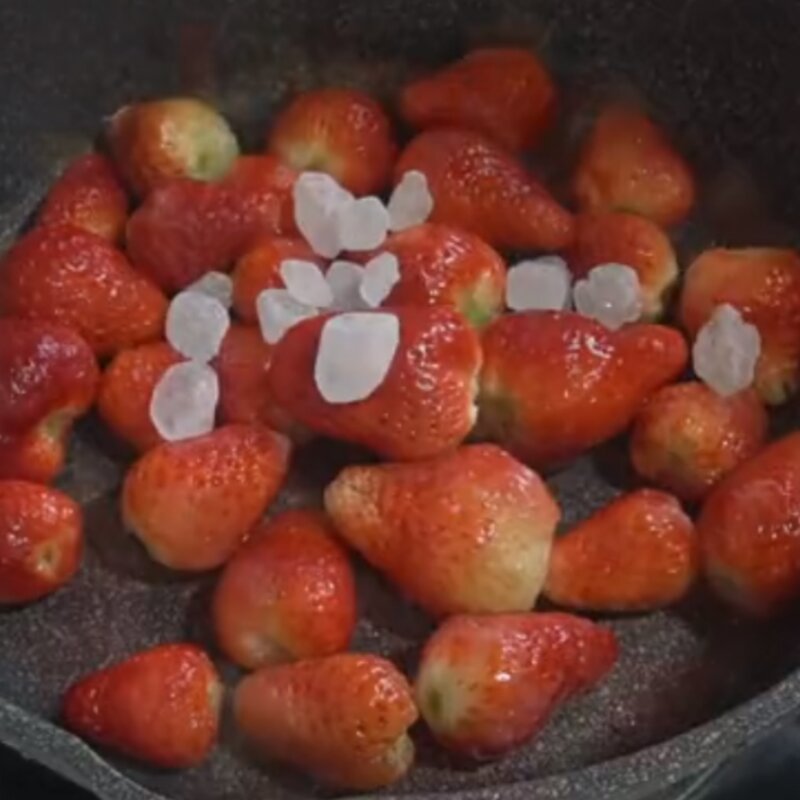 草莓雪糕怎么做又简单（草莓雪糕做法和配方都告诉你）(4)