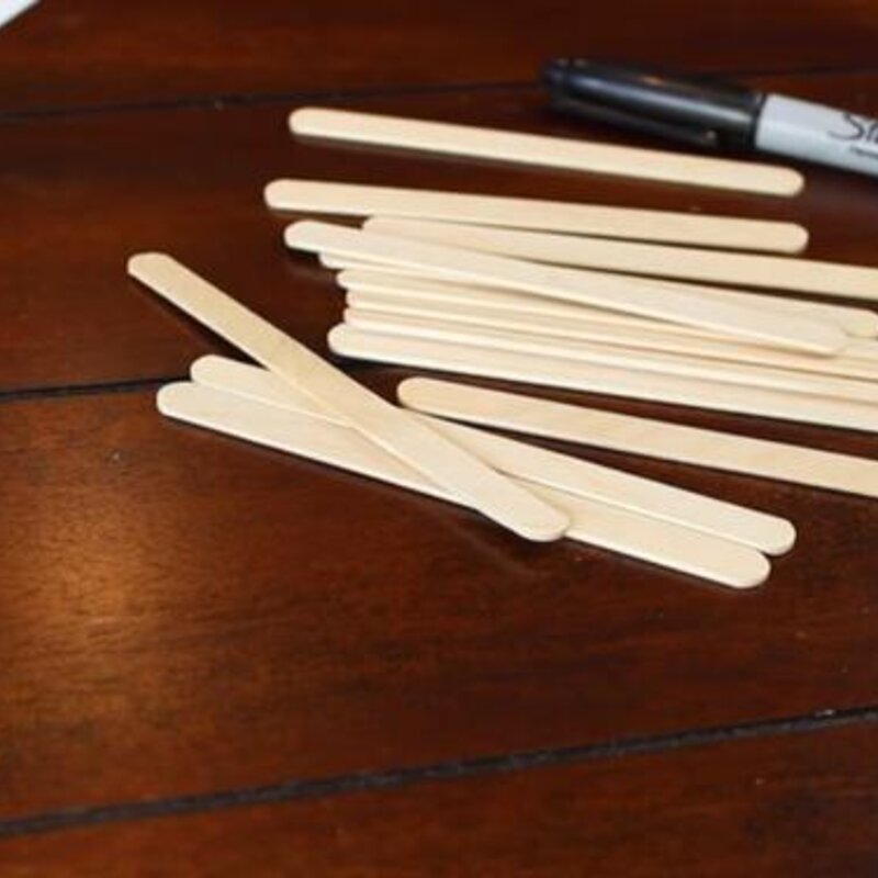 用雪糕棍做的枪怎么做（分享制作出的迷你武器让人忍不住鼓掌）(1)