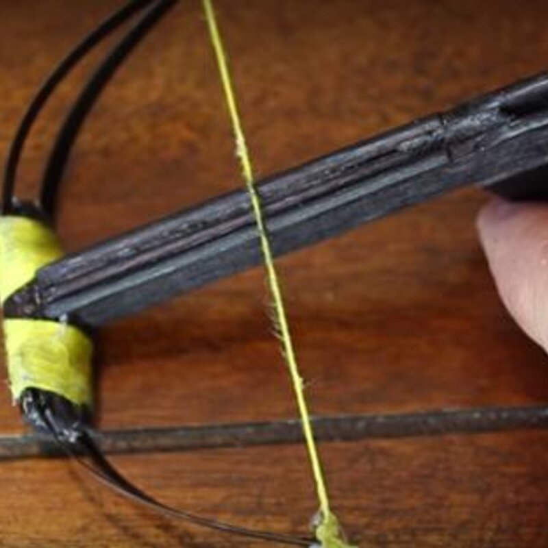 用雪糕棍做的枪怎么做（分享制作出的迷你武器让人忍不住鼓掌）(6)