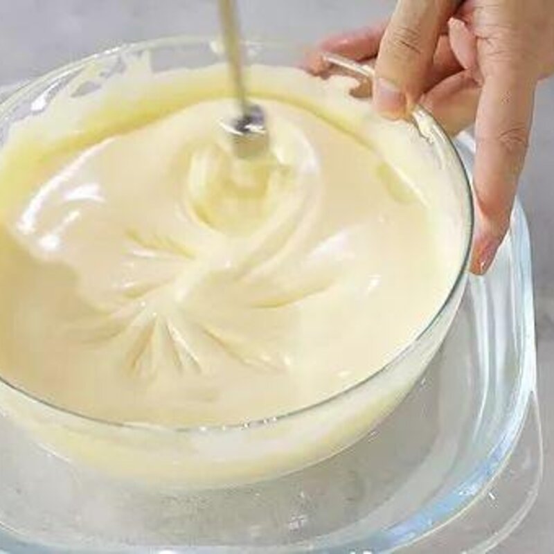 冰淇淋蛋糕的制作流程（家庭简易慕斯蛋糕简单又好吃做法）(10)