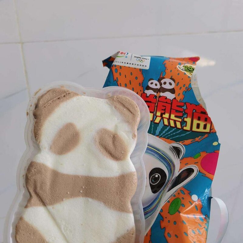 怎么用冰水做雪糕（介绍想吃雪糕不用买自己在家动手做）(1)