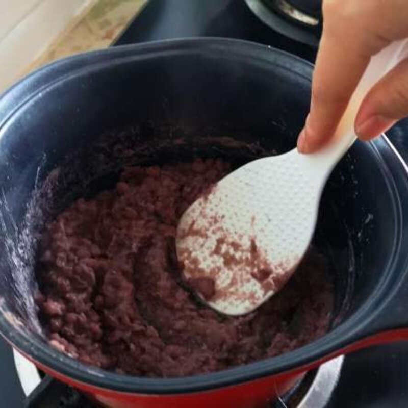 红豆牛奶雪糕制作方法（教你一碗红豆一袋牛奶家自制雪糕）(3)