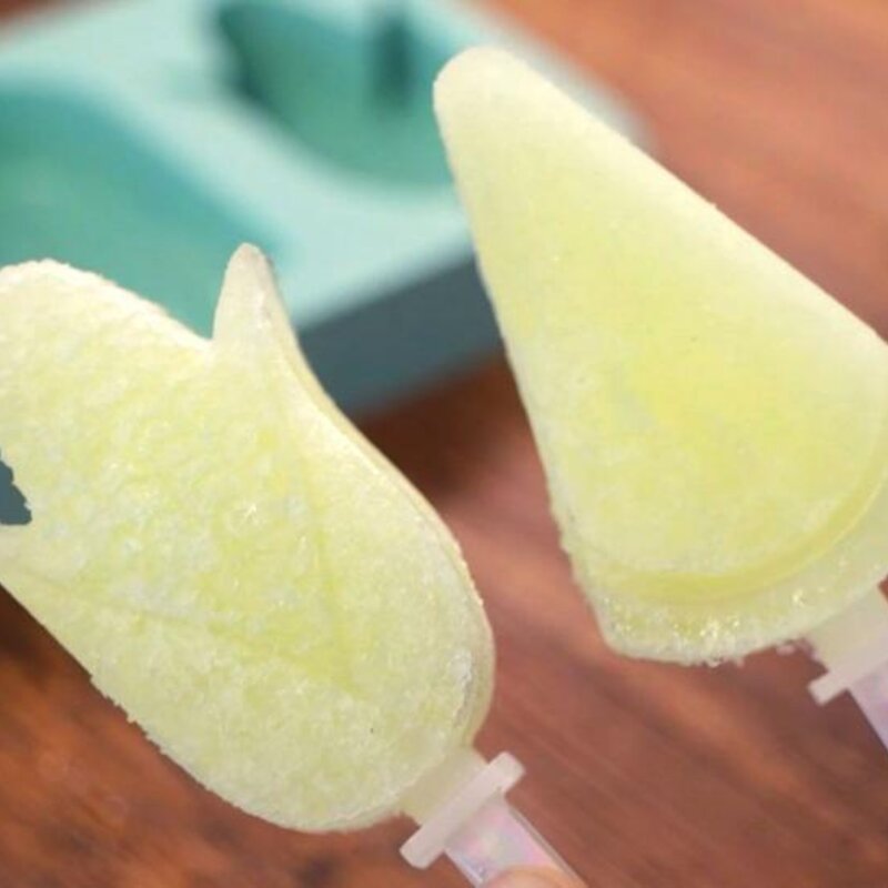 绿舌头雪糕做法（分享一口感受夏季的凉爽好吃到跺脚）(3)