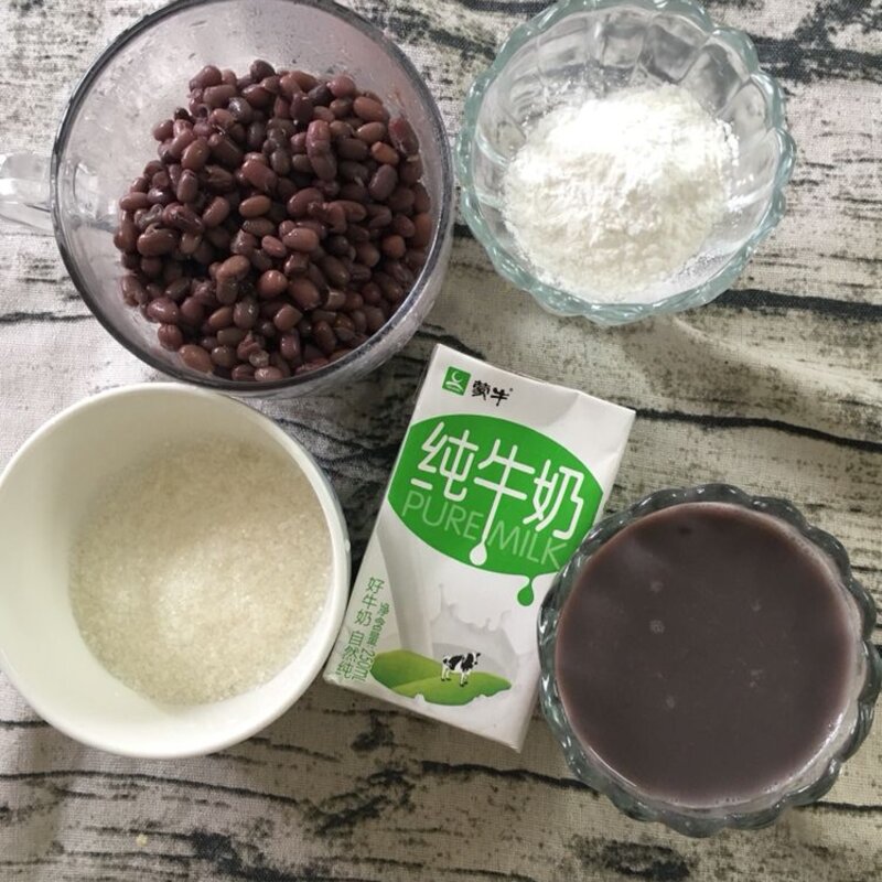 一瓶牛奶，一碗红豆，教你们做出美味鲜奶红豆冰棒(2)