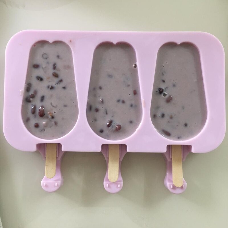 一瓶牛奶，一碗红豆，教你们做出美味鲜奶红豆冰棒(7)