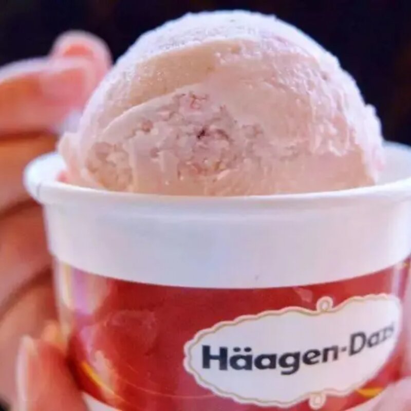 被骂惨的钟薛高，为何还被年轻人抢购一空？(12)