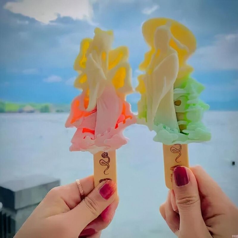 被骂惨的钟薛高，为何还被年轻人抢购一空？(24)