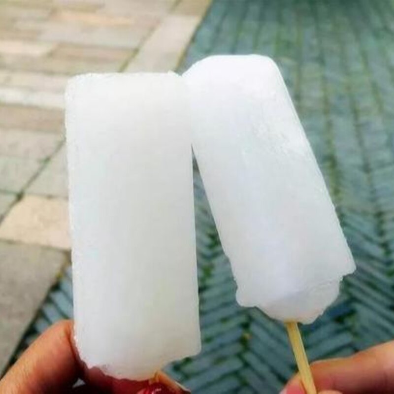 内卷吧雪糕！66元一支钟薛高频上热搜，哈根达斯去哪了？(4)